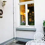 Appartamento Zauberhafte Mit Hogwarts-feeling Und Terrasse Duisburgo
