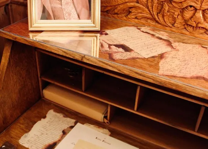 Zauberhafte Mit Hogwarts-feeling Und Terrasse Lejlighed Duisburg