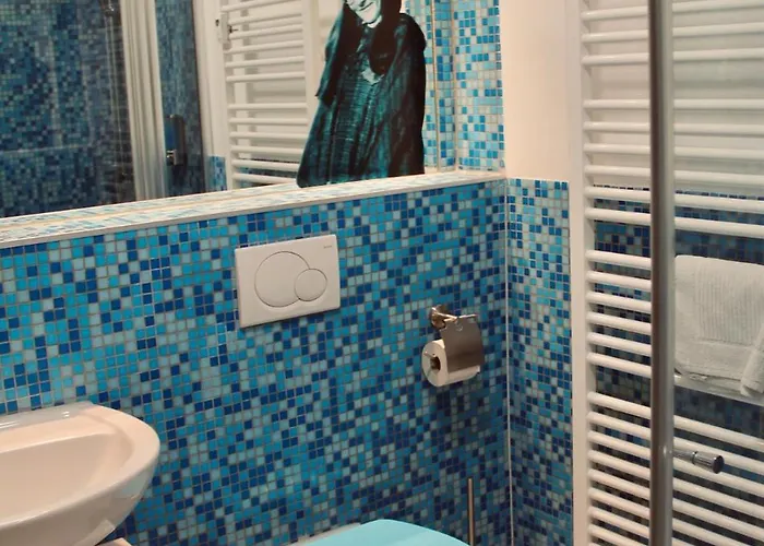 Zauberhafte Mit Hogwarts-feeling Und Terrasse Duisburg